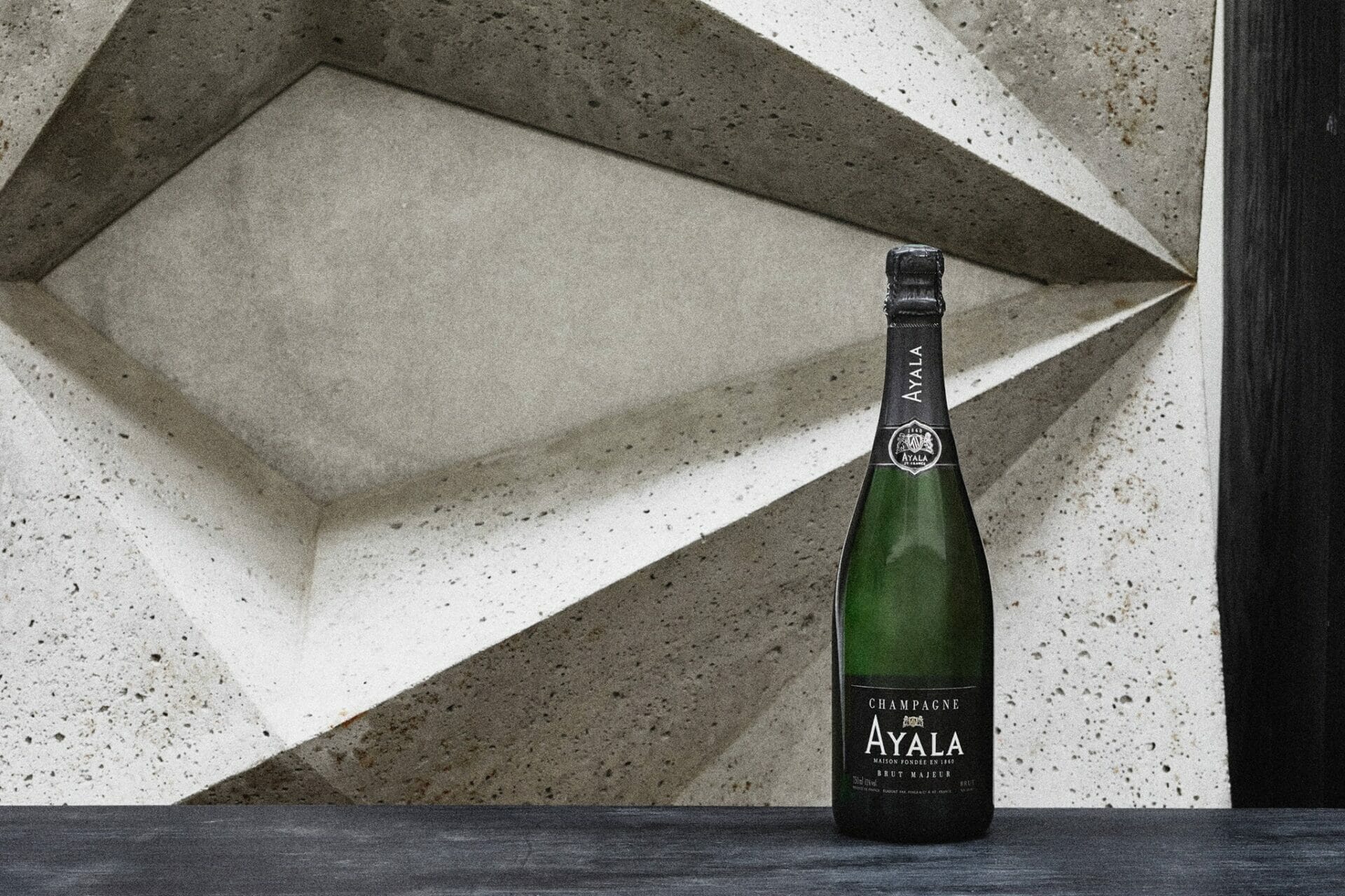 « L&rsquo;assemblage est un art, … je travaille chaque cru, chaque cépage et chaque année tout en finesse afin d&rsquo;obtenir le meilleur de cette belle matière » – Caroline Latrive, chef de cave de Ayala