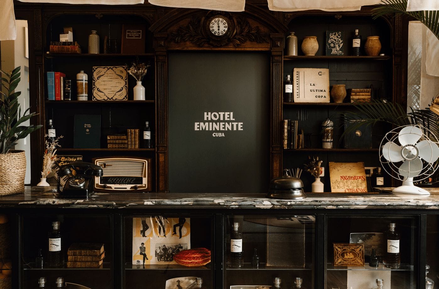 Eminente hotel vente caritative