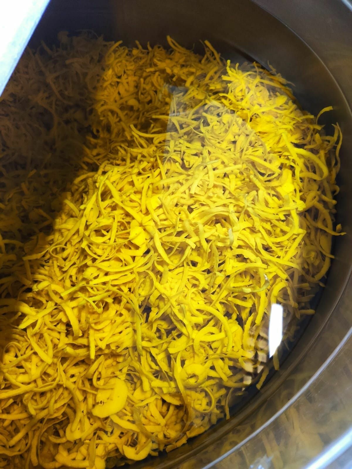 Mamma Mia Limoncello fabrication