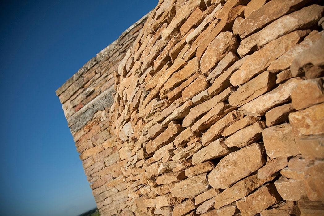 Chanson - exemple de Clos murs en pierre