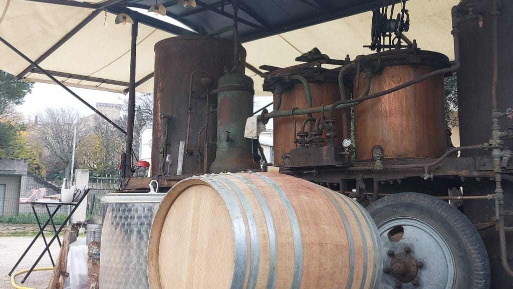 Esprit Distillation distillerie provence